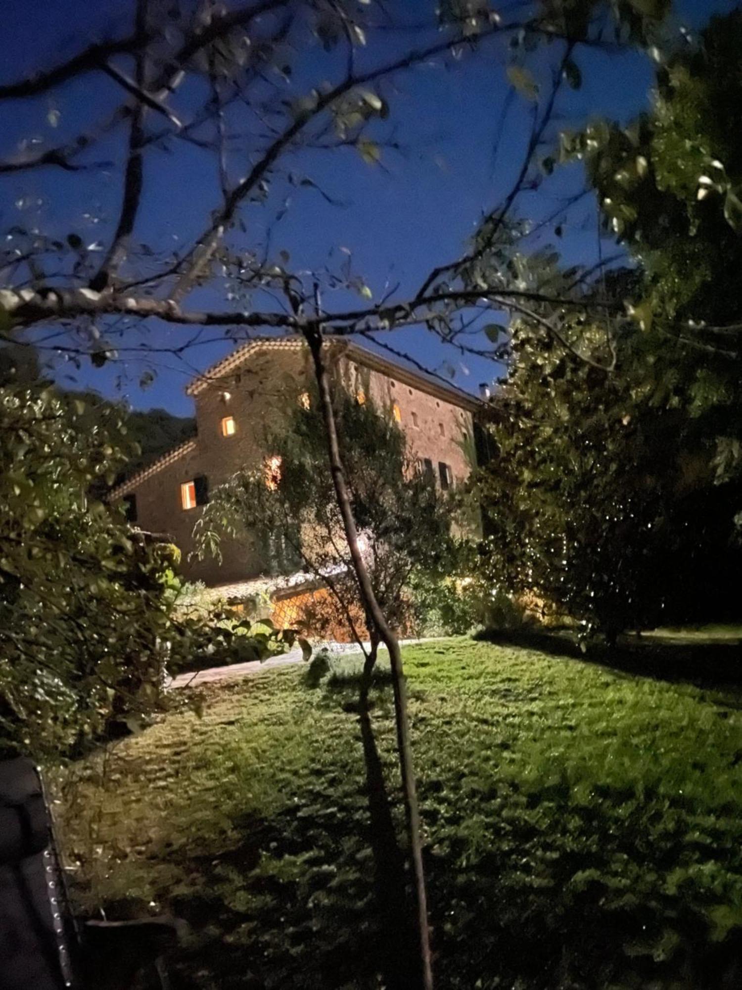 La Frigoule, Un Gite Au Coeur Du Parc Des Cevennes Generargues Exteriér fotografie
